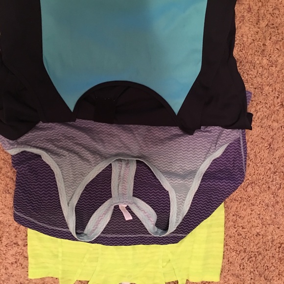 10 tank workout shirts. Like new, all colors. XL - Picture 3 of 3